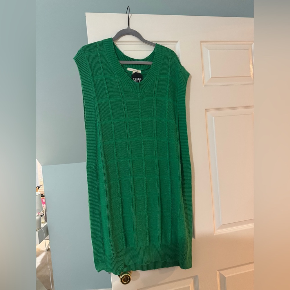 Green Sleeveless Sweater Dress